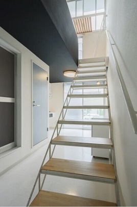 デザイナーズ　メゾネット　天高